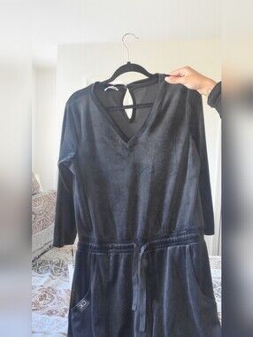 Black V-Neck Velvet Women’s Romper with Drawstring Waist